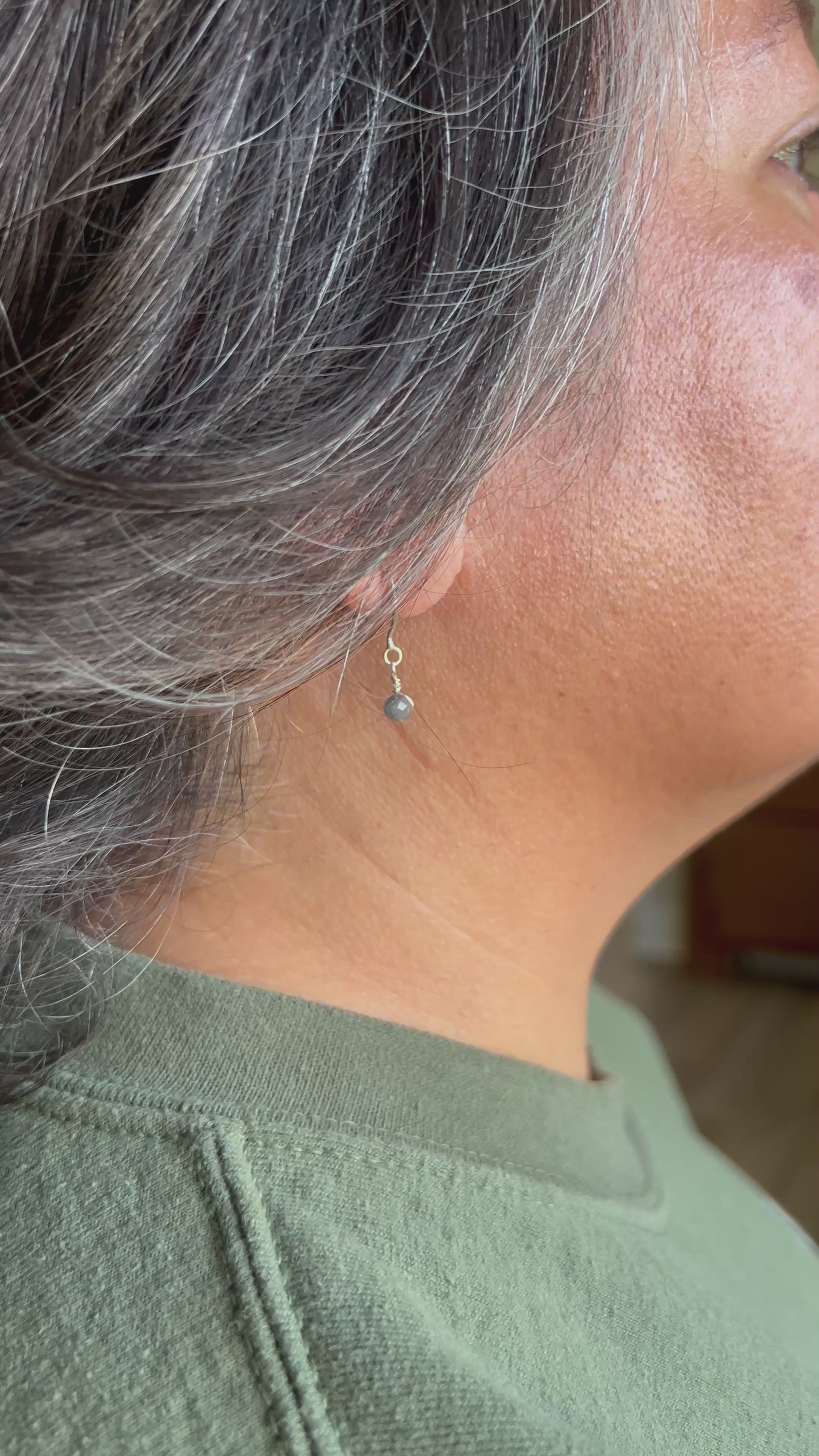 Créoles à enfiler (saphir)