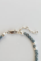 3mm sapphire gemstone silver bead bracelet close-up of the clasp and extender chain on a white background