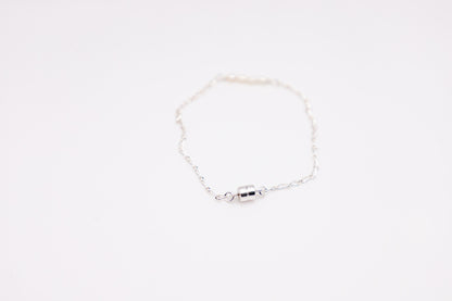 Wren Pearl Bar Bracelet