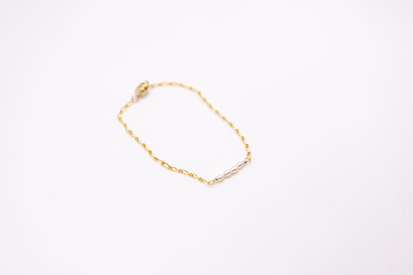 Wren Pearl Bar Bracelet