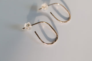 Darby Mini Hammered Hoops