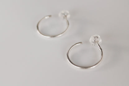 Scarlett Round Hoops