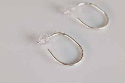 Sloane Oval Hoops
