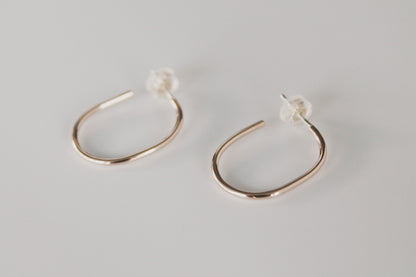 Sloane Oval Hoops
